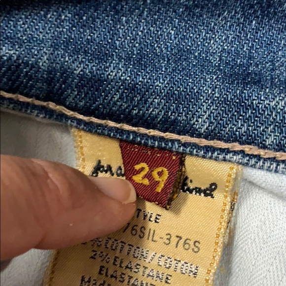 7 for all mankind bermuda - Picture 6 of 6